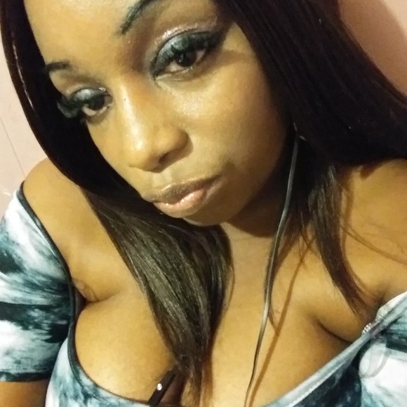 Meet your Posher, Reva - Picture 1 of 1